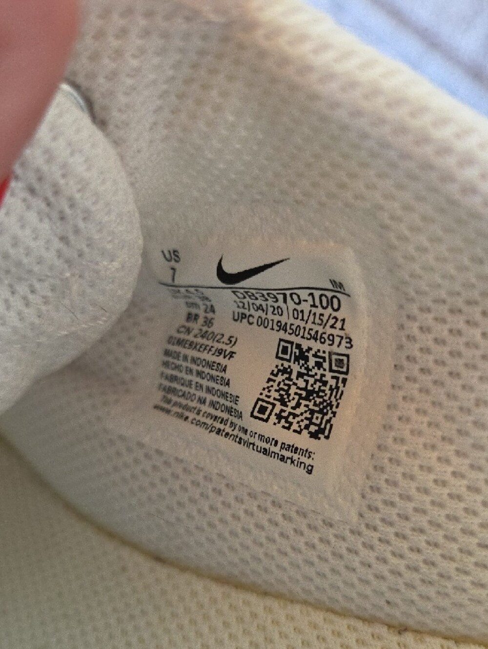 Nike White Canvas Mule Sneakers - Picture 6 of 8